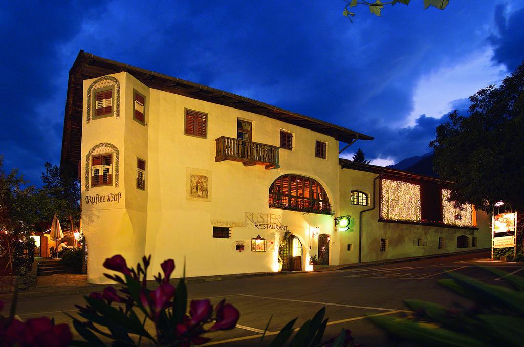 Ruster Resort Lagundo Exterior photo
